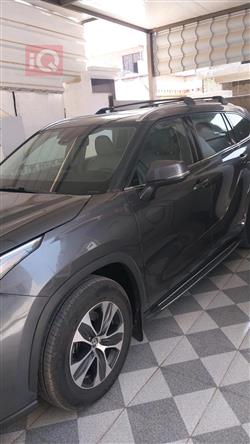 تۆیۆتا هایلاندەر